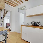 Cosy Appartement In The Heart Of Paris